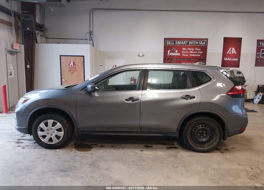 2017 NISSAN ROGUE S VIN: 5N1AT2MT3HC746699
