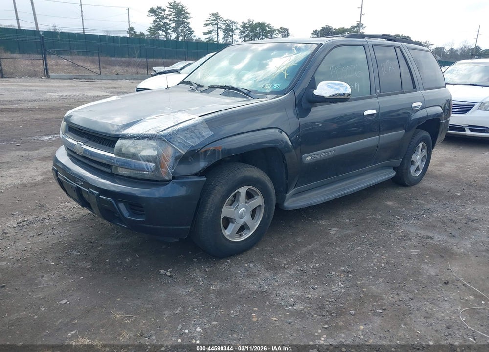 2004 CHEVROLET TRAILBLAZER LS VIN: 1GNDT13S942275573