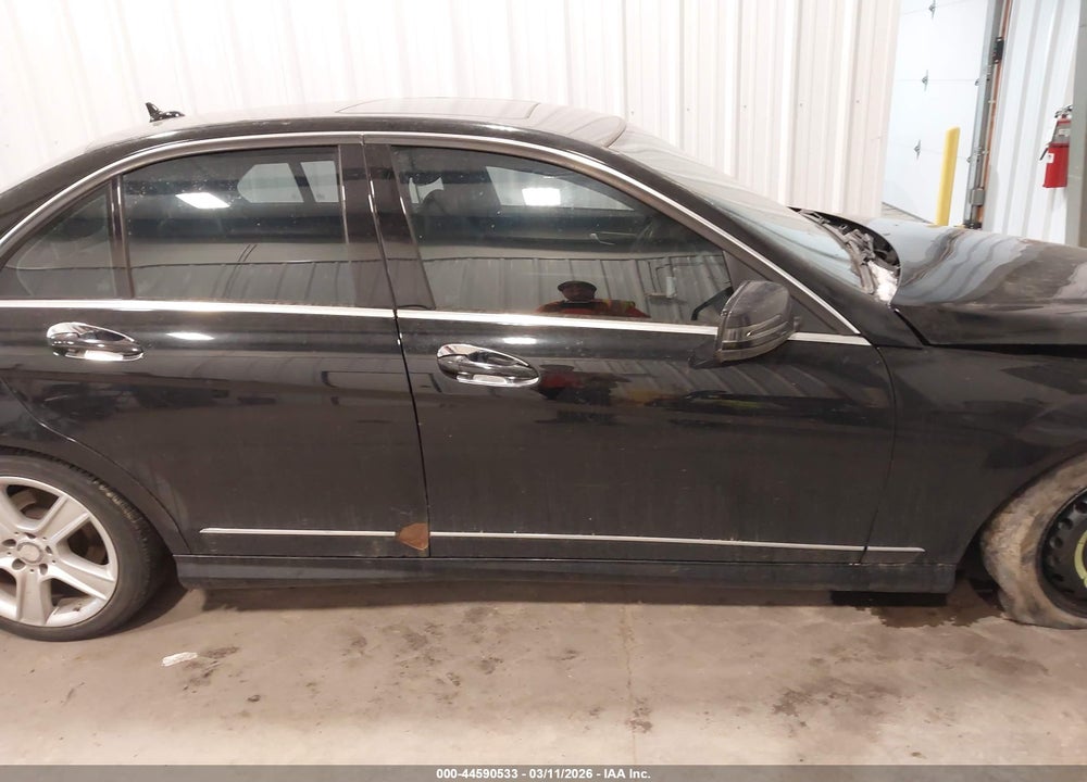 2010 MERCEDES-BENZ C 300 SPORT 4MATIC VIN: WDDGF8BB2AR128365