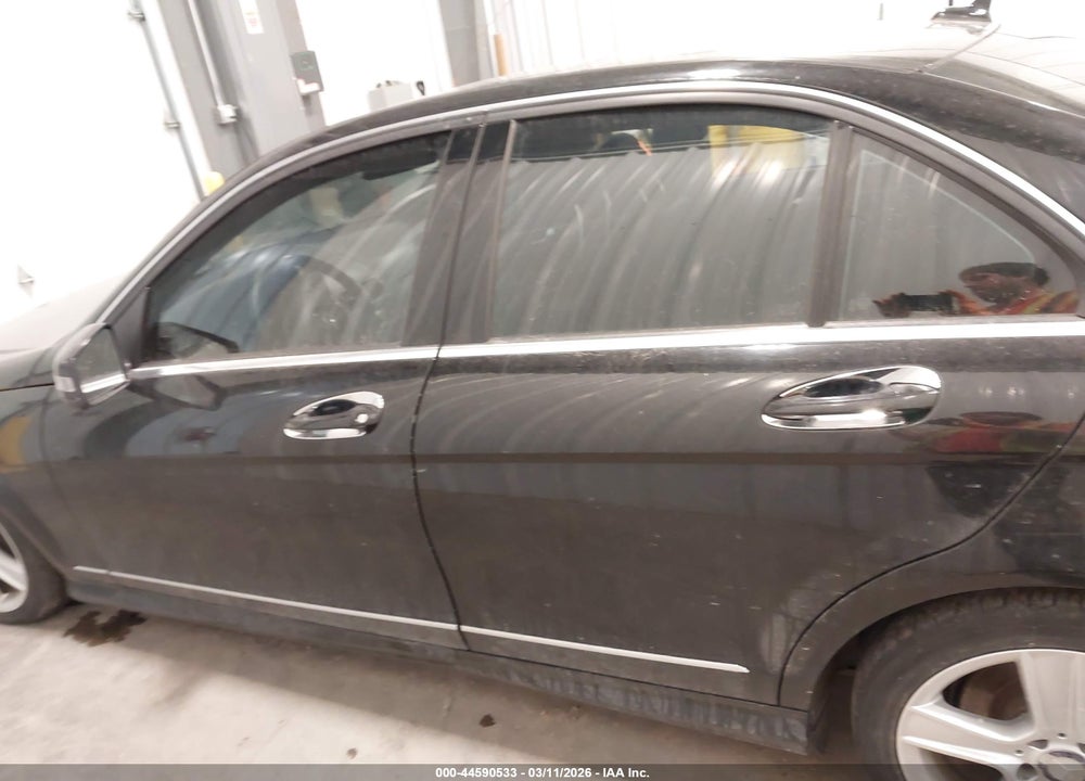 2010 MERCEDES-BENZ C 300 SPORT 4MATIC VIN: WDDGF8BB2AR128365
