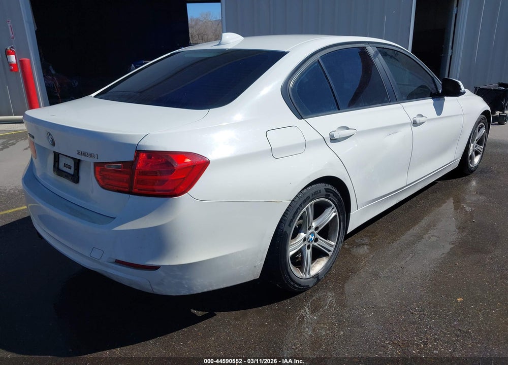 2013 BMW 328I XDRIVE VIN: WBA3B3C5XDJ811351