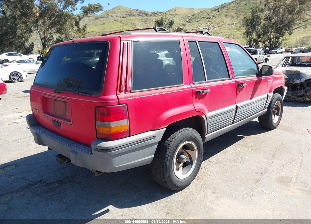 1995 JEEP GRAND CHEROKEE LAREDO VIN: 1J4FX58S3SC563127