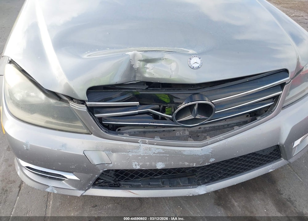 2014 MERCEDES-BENZ C 250 SPORT VIN: WDDGF4HB6EA953409