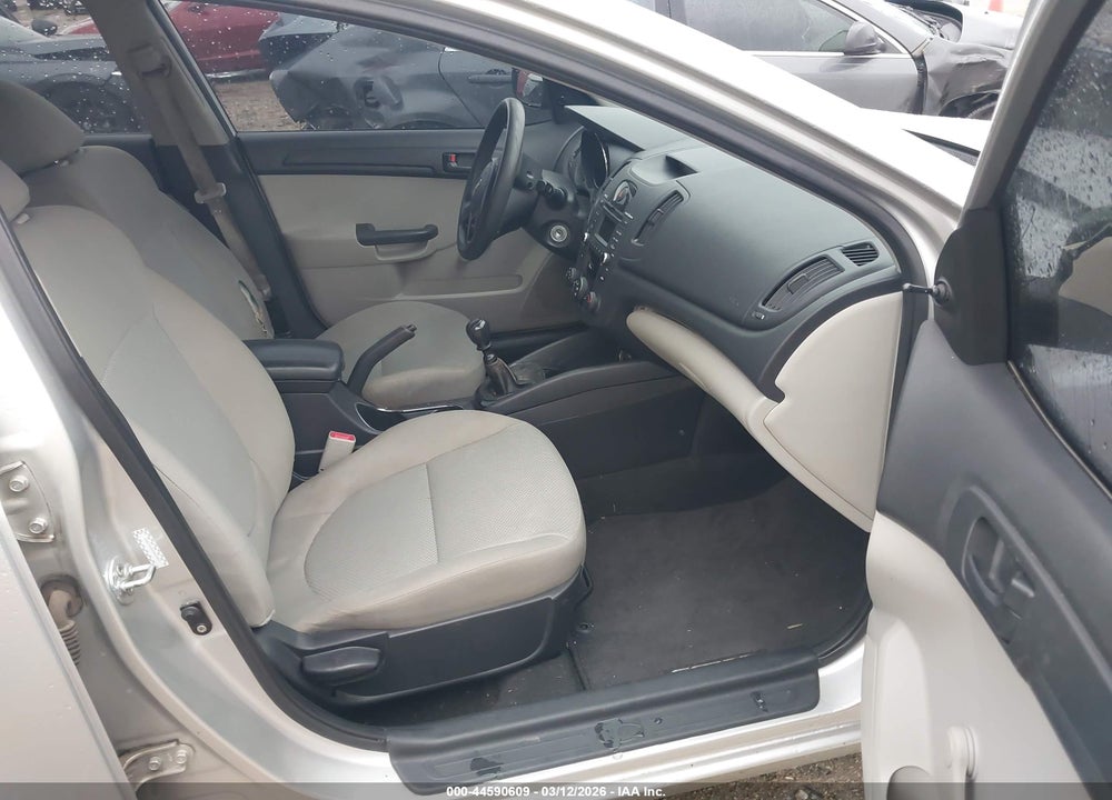 2013 KIA FORTE LX VIN: KNAFT4A28D5675917