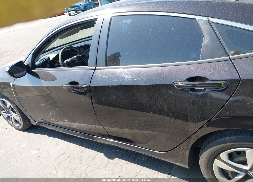 2017 HONDA CIVIC LX VIN: 2HGFC2F57HH506210