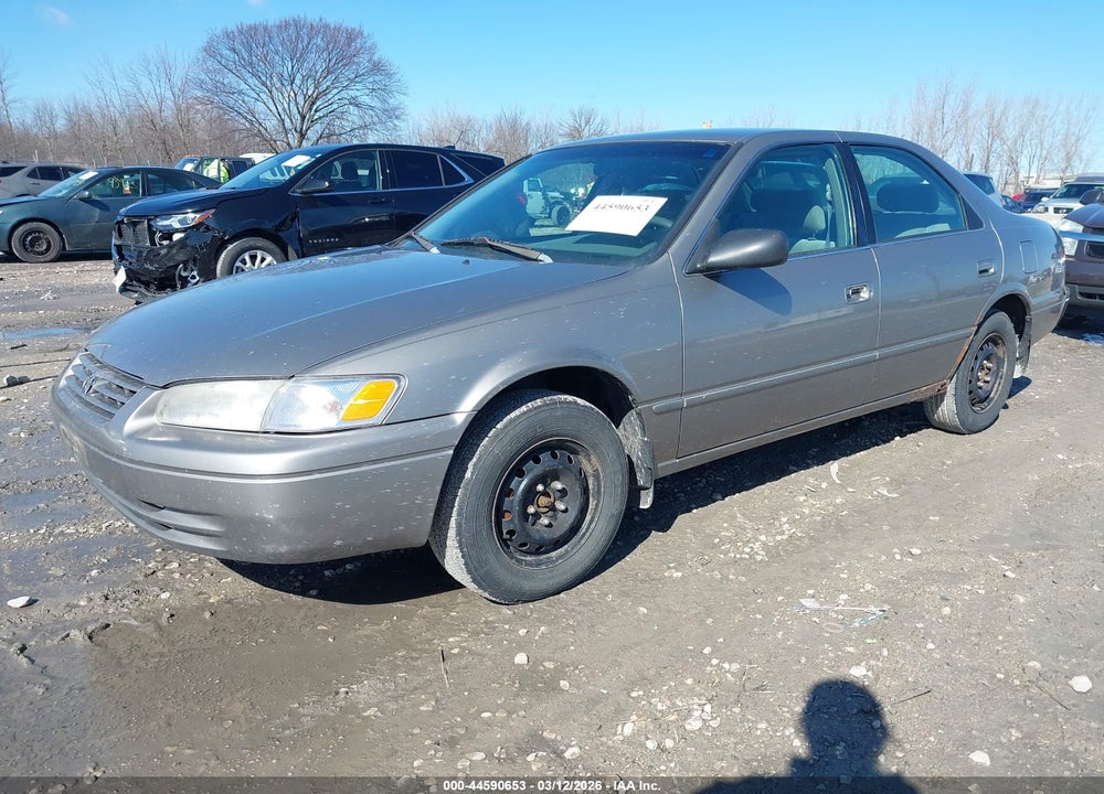 1999 TOYOTA CAMRY LE VIN: 4T1BG22K4XU531893
