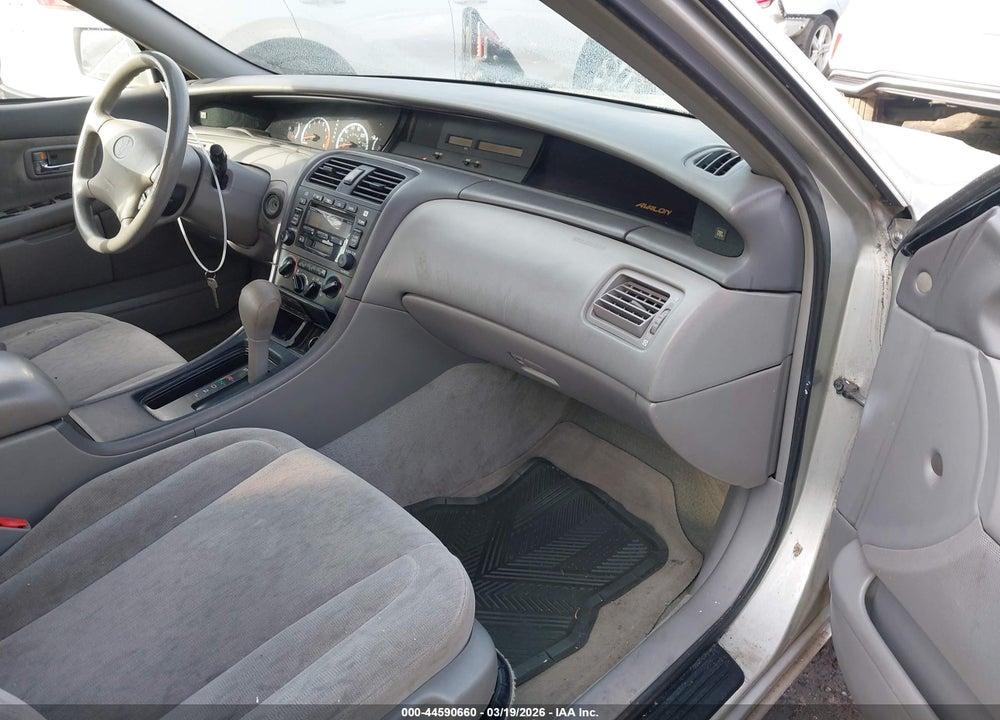 2000 TOYOTA AVALON XL VIN: 4T1BF28B4YU082162