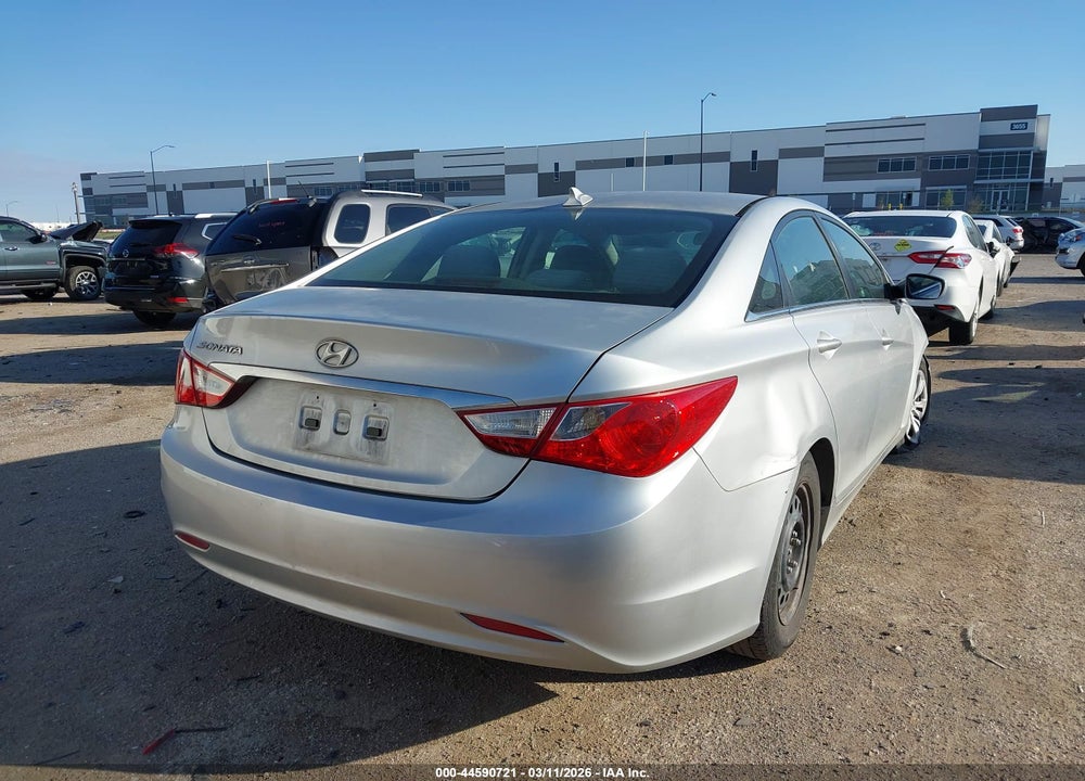 2013 HYUNDAI SONATA GLS VIN: 5NPEB4AC0DH564983