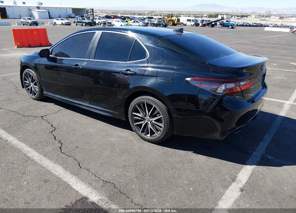 2021 TOYOTA CAMRY SE VIN: 4T1G11AKXMU521531