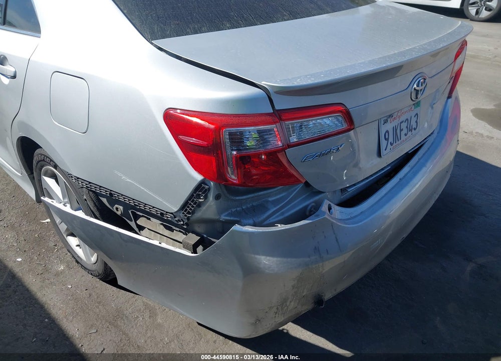 2014 TOYOTA CAMRY SE VIN: 4T1BF1FK4EU773782