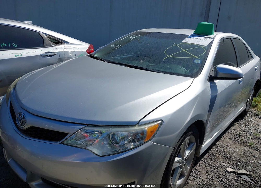 2014 TOYOTA CAMRY SE VIN: 4T1BF1FK4EU773782