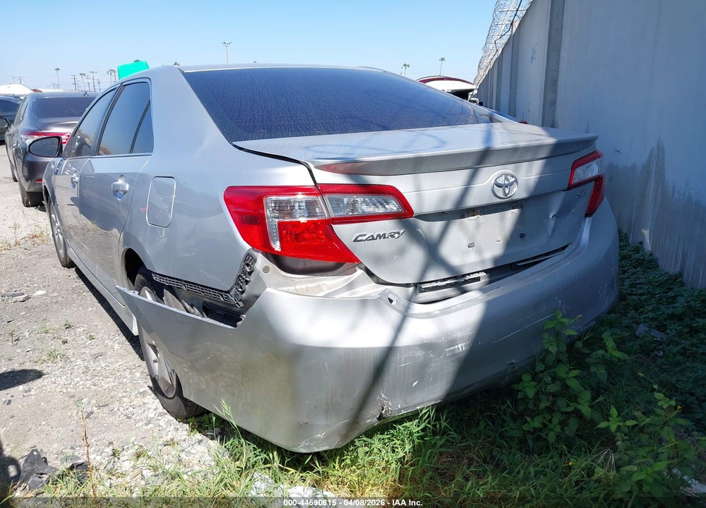 2014 TOYOTA CAMRY SE VIN: 4T1BF1FK4EU773782