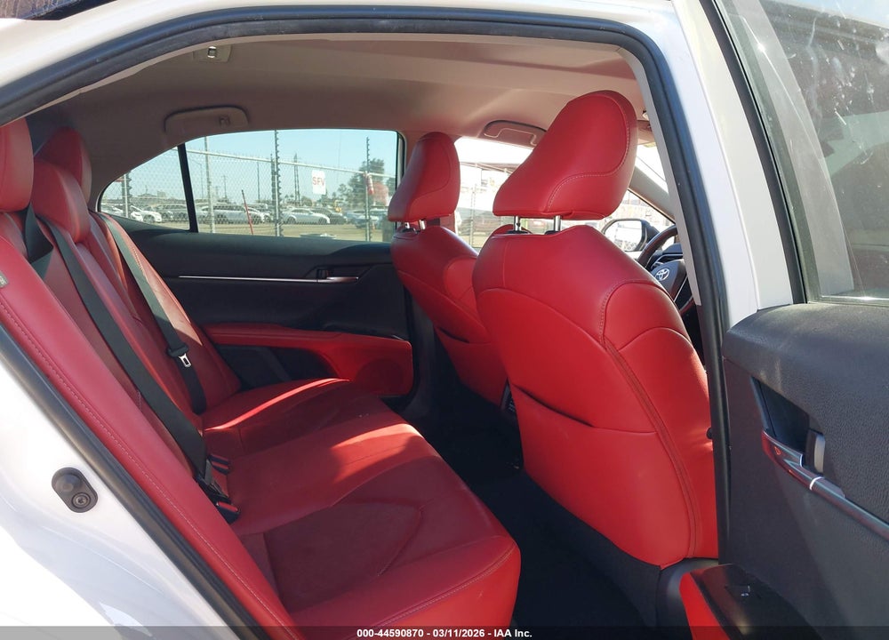 2019 TOYOTA CAMRY XSE VIN: 4T1B61HK2KU296732