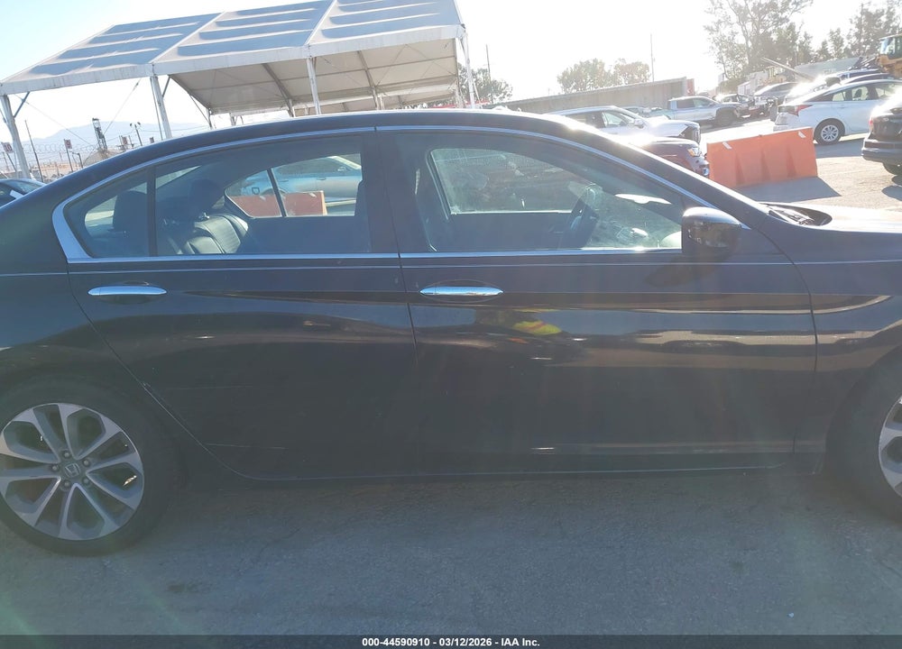 2015 HONDA ACCORD SPORT VIN: 1HGCR2F55FA223527