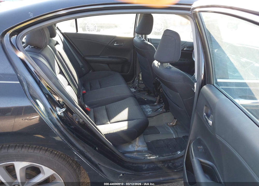 2015 HONDA ACCORD SPORT VIN: 1HGCR2F55FA223527