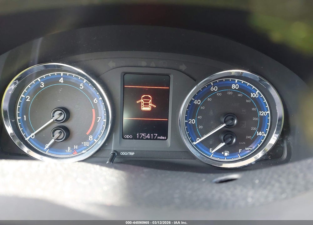 2019 TOYOTA COROLLA LE VIN: 2T1BURHE6KC166484