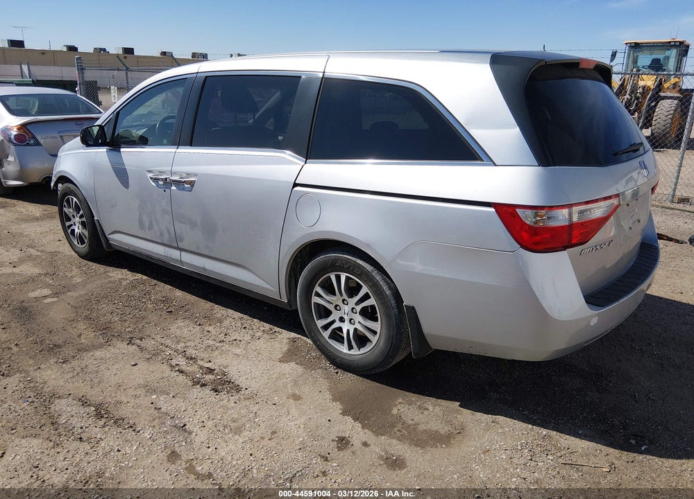 2011 HONDA ODYSSEY EX VIN: 5FNRL5H48BB034940