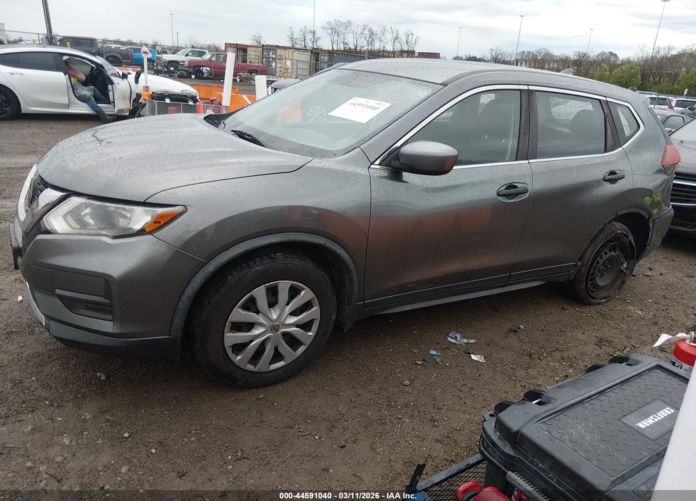 2018 NISSAN ROGUE S VIN: JN8AT2MV6JW314381