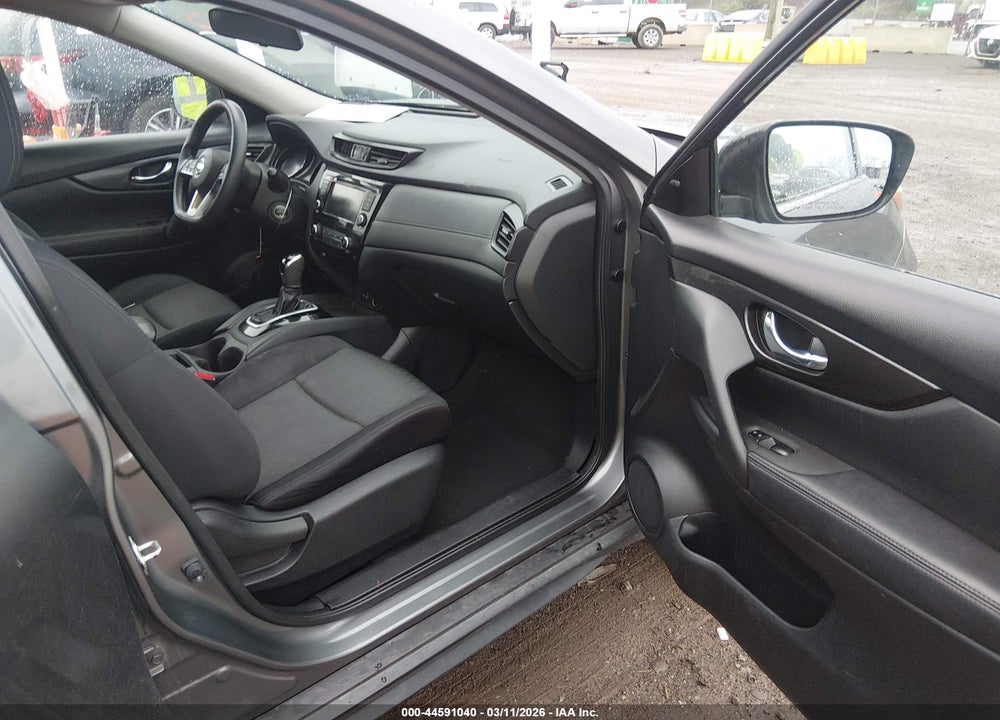 2018 NISSAN ROGUE S VIN: JN8AT2MV6JW314381