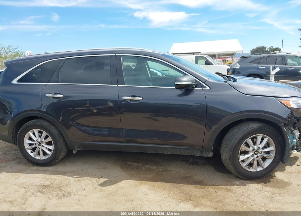 2019 KIA SORENTO 2.4L LX VIN: 5XYPG4A30KG452358