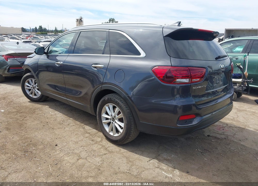 2019 KIA SORENTO 2.4L LX VIN: 5XYPG4A30KG452358