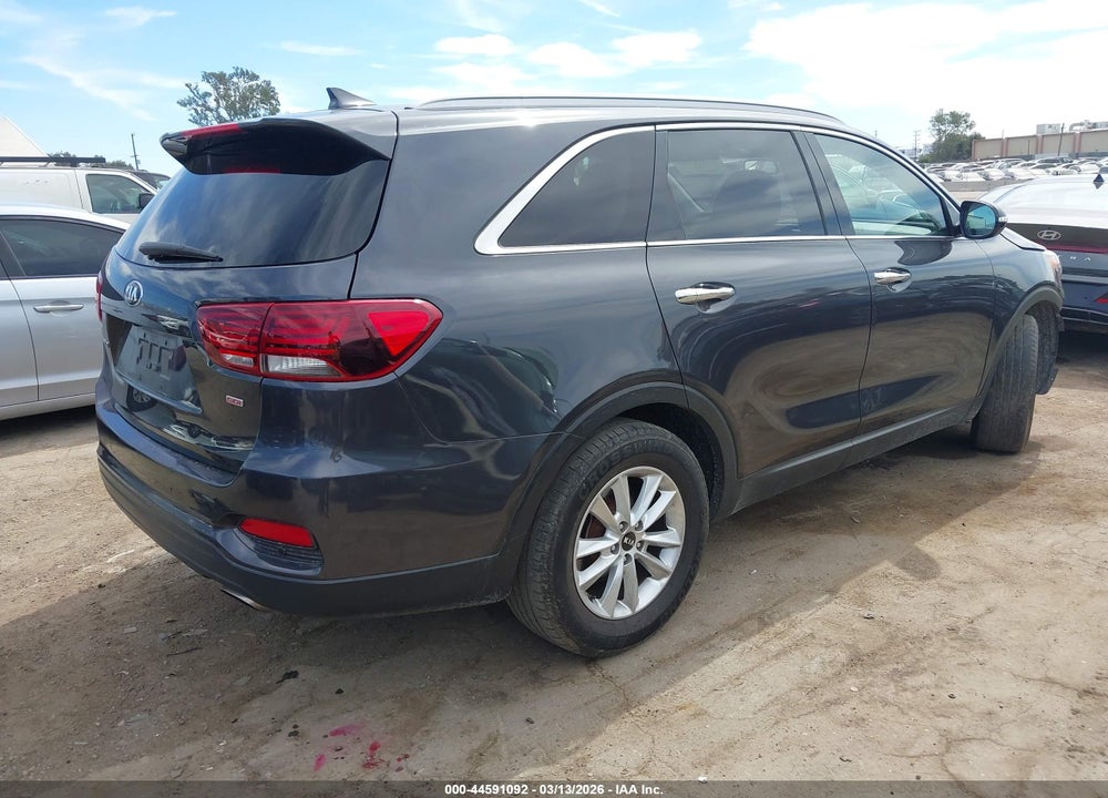 2019 KIA SORENTO 2.4L LX VIN: 5XYPG4A30KG452358