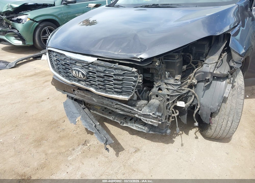 2019 KIA SORENTO 2.4L LX VIN: 5XYPG4A30KG452358