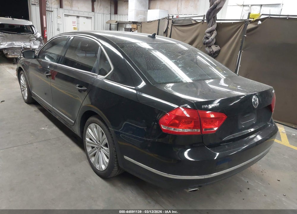 2013 VOLKSWAGEN PASSAT 2.0L TDI SE VIN: 1VWBN7A36DC037731