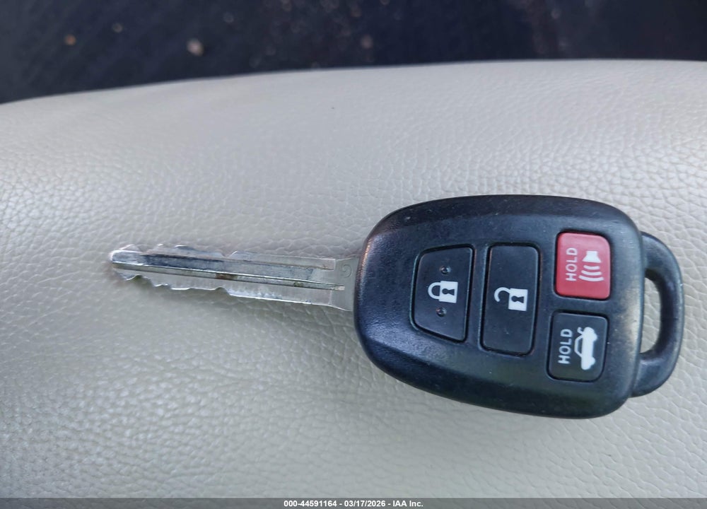 2012 TOYOTA CAMRY LE VIN: 4T1BF1FK1CU512736