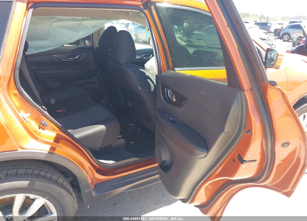 2018 NISSAN ROGUE SV VIN: 5N1AT2MV1JC785735