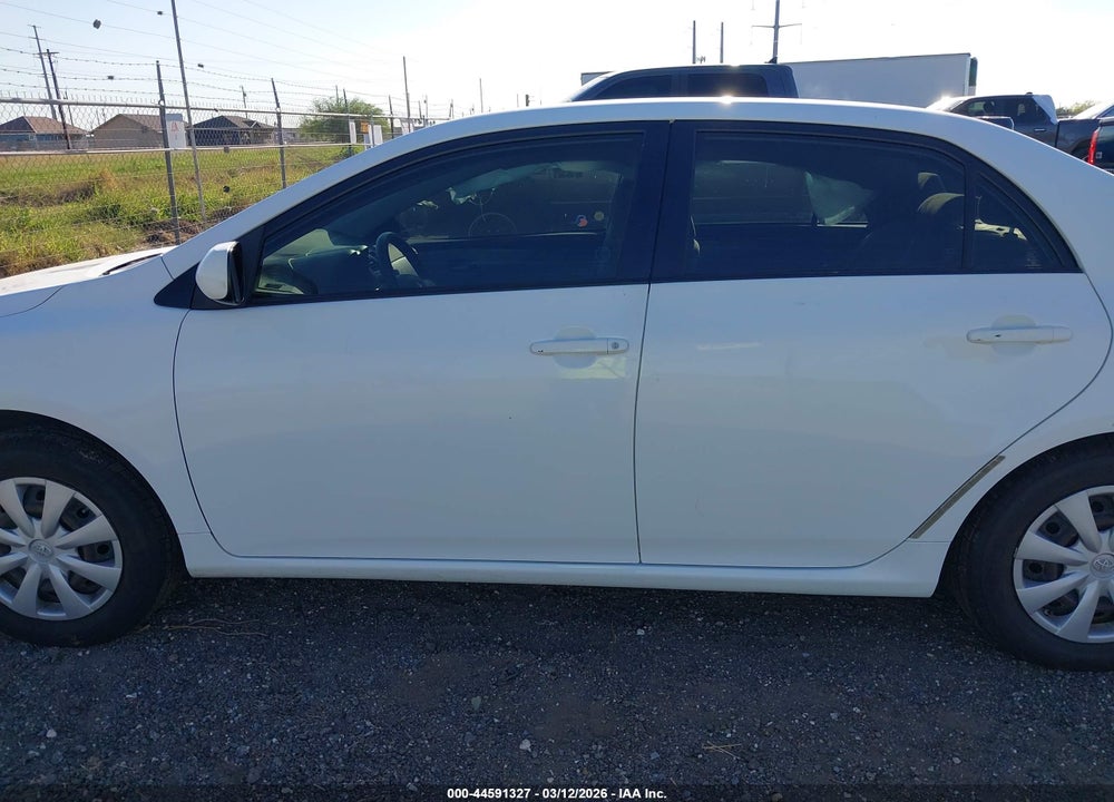 2011 TOYOTA COROLLA LE VIN: JTDBU4EE8B9163549