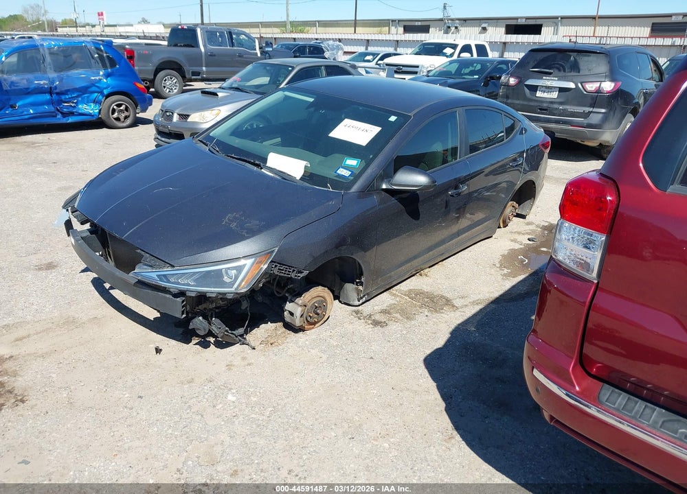 2020 HYUNDAI ELANTRA SEL VIN: 5NPD84LF6LH588026