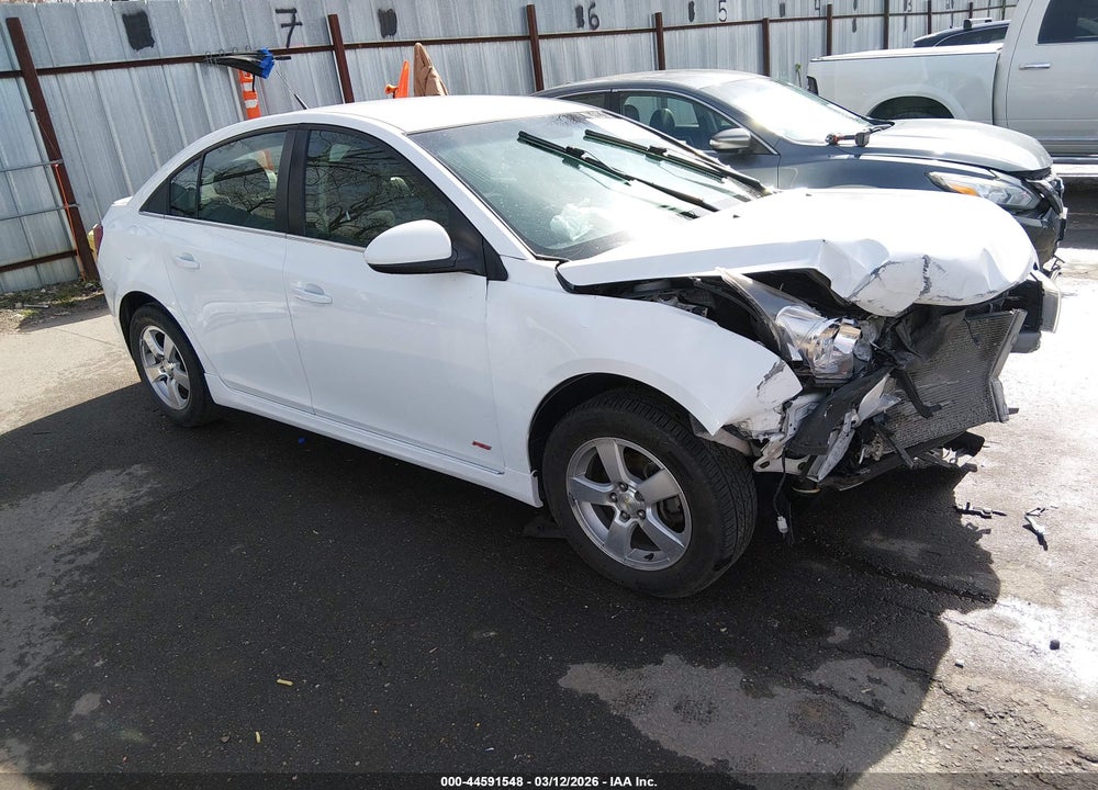 2014 CHEVROLET CRUZE 1LT MANUAL VIN: 1G1PD5SB3E7319284