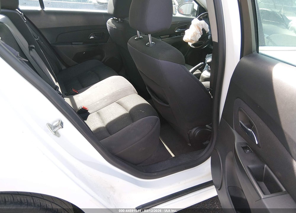 2014 CHEVROLET CRUZE 1LT MANUAL VIN: 1G1PD5SB3E7319284