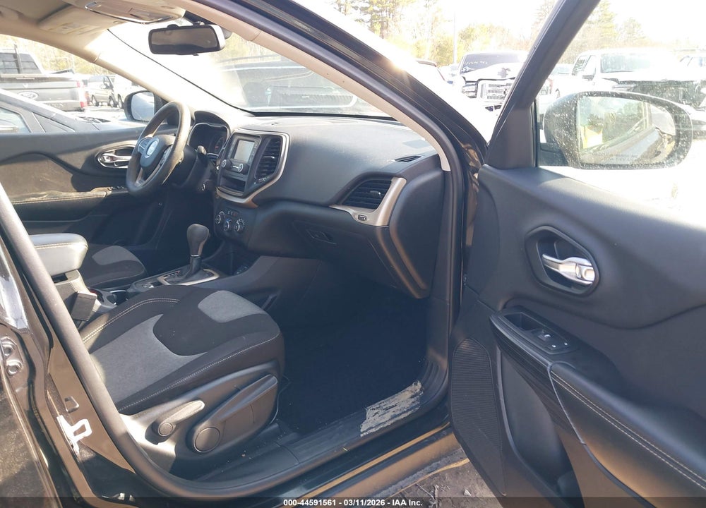 2014 JEEP CHEROKEE SPORT VIN: 1C4PJLAB3EW221139