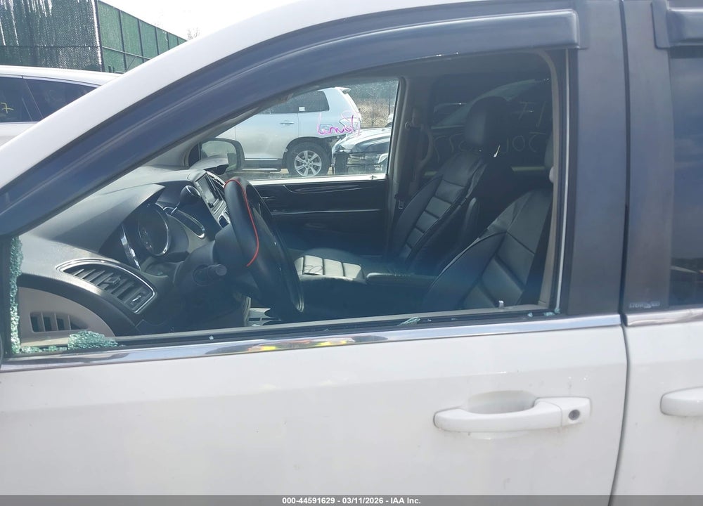 2012 CHRYSLER TOWN & COUNTRY TOURING VIN: 2C4RC1BG0CR415408