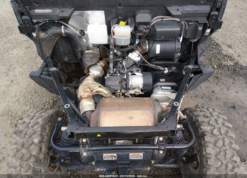 2025 CAN-AM DEFENDER MAX LIMITED CAB HD10/LONE STAR HD10 VIN: 3JBUUAX49SK024395