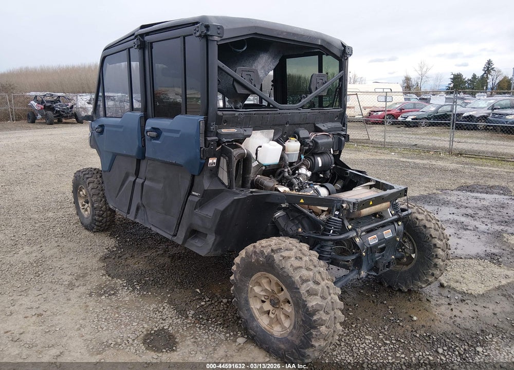 2025 CAN-AM DEFENDER MAX LIMITED CAB HD10/LONE STAR HD10 VIN: 3JBUUAX49SK024395