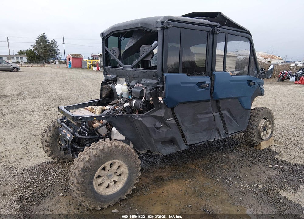 2025 CAN-AM DEFENDER MAX LIMITED CAB HD10/LONE STAR HD10 VIN: 3JBUUAX49SK024395