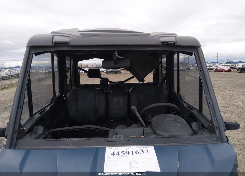 2025 CAN-AM DEFENDER MAX LIMITED CAB HD10/LONE STAR HD10 VIN: 3JBUUAX49SK024395