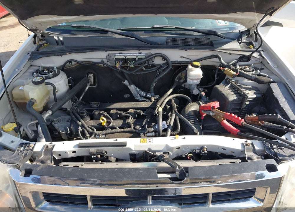 2010 FORD ESCAPE LIMITED VIN: 1FMCU0E72AKC94820