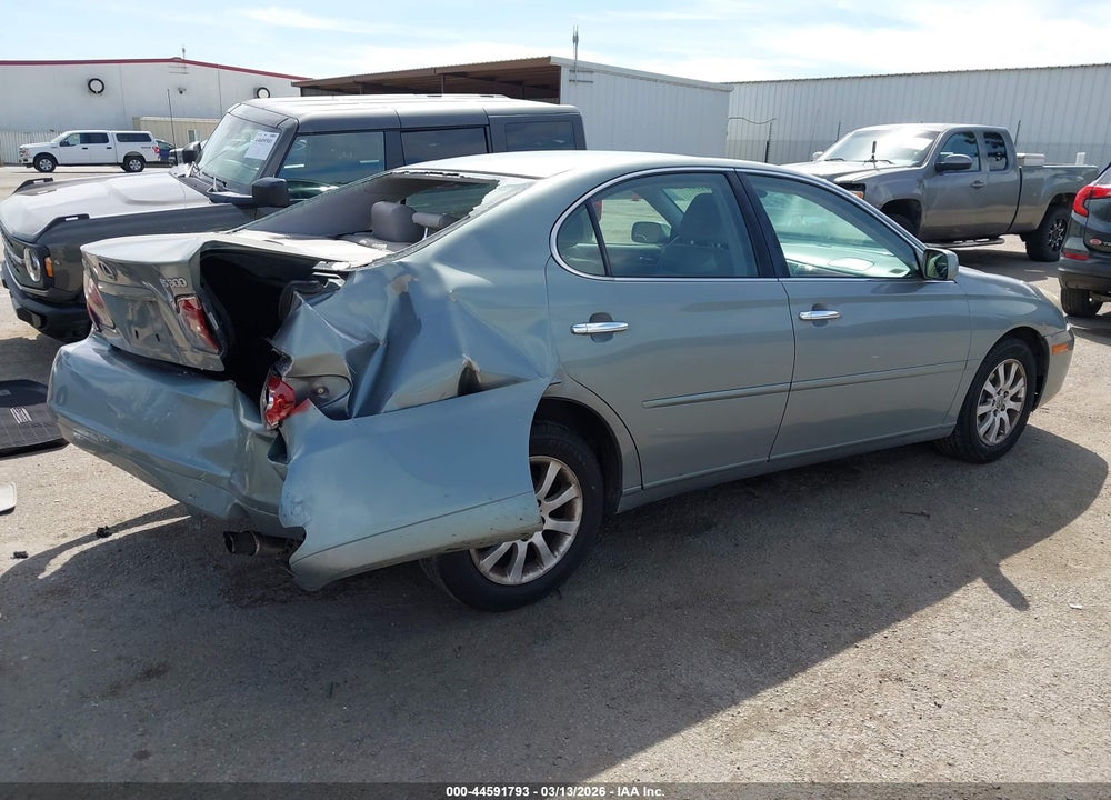 2002 LEXUS ES 300 VIN: JTHBF30G620086213