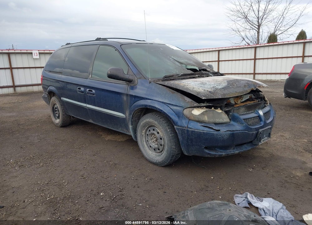 2002 DODGE GRAND CARAVAN SPORT VIN: 2B4GP44382R621255
