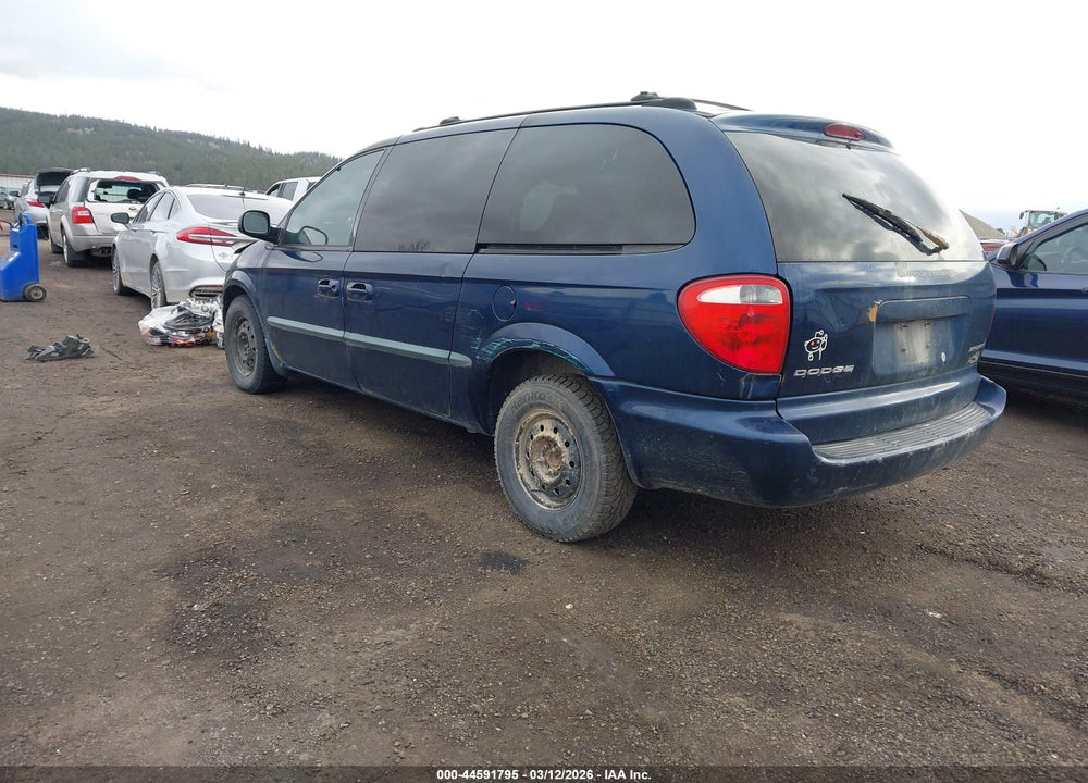 2002 DODGE GRAND CARAVAN SPORT VIN: 2B4GP44382R621255
