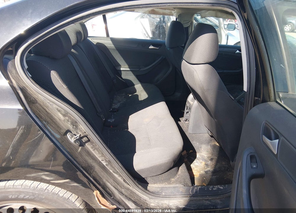 2014 VOLKSWAGEN JETTA 2.0L S VIN: 3VW1K7AJ0EM384328
