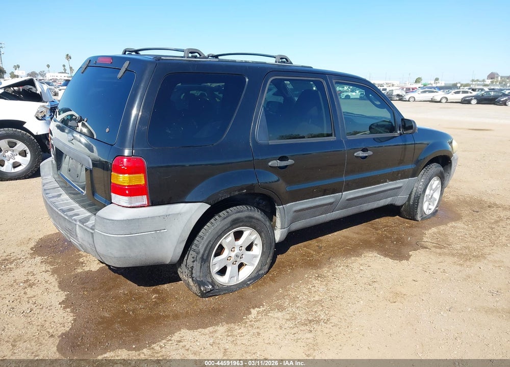 2005 FORD ESCAPE XLT VIN: 1FMYU93175KA24495