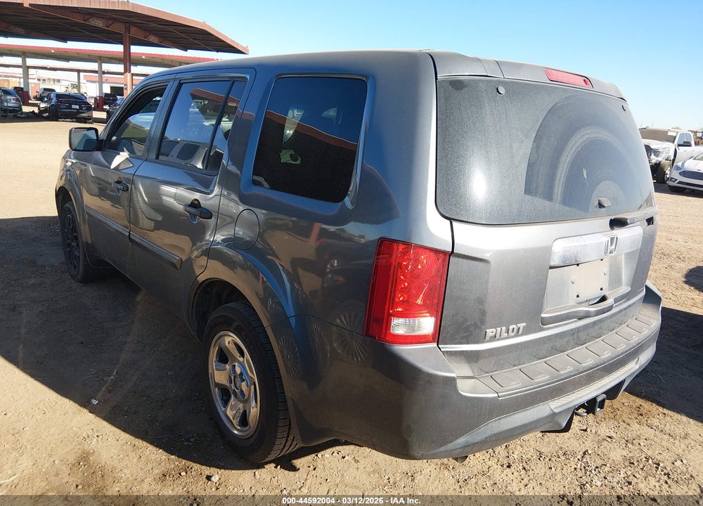 2012 HONDA PILOT LX VIN: 5FNYF3H26CB041618