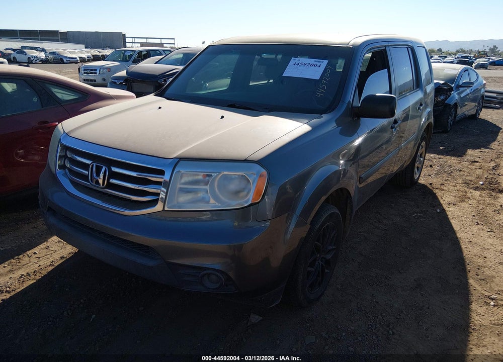 2012 HONDA PILOT LX VIN: 5FNYF3H26CB041618