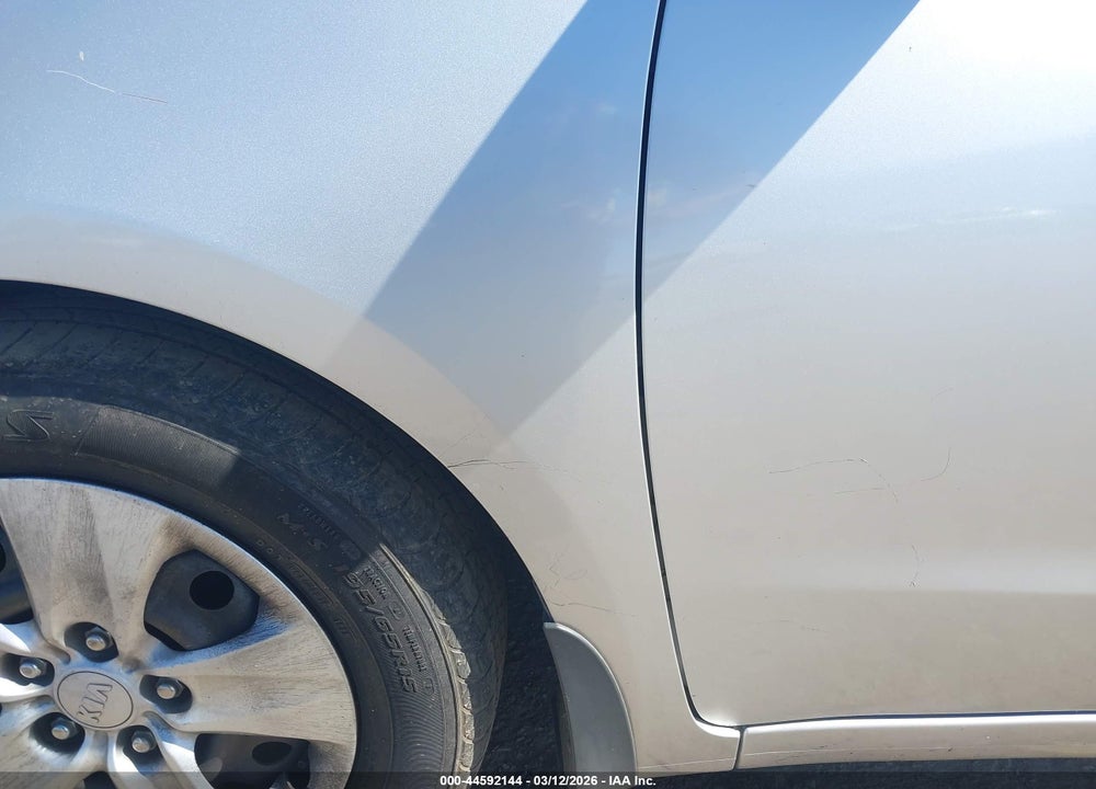 2015 KIA FORTE LX VIN: KNAFK4A64F5286930