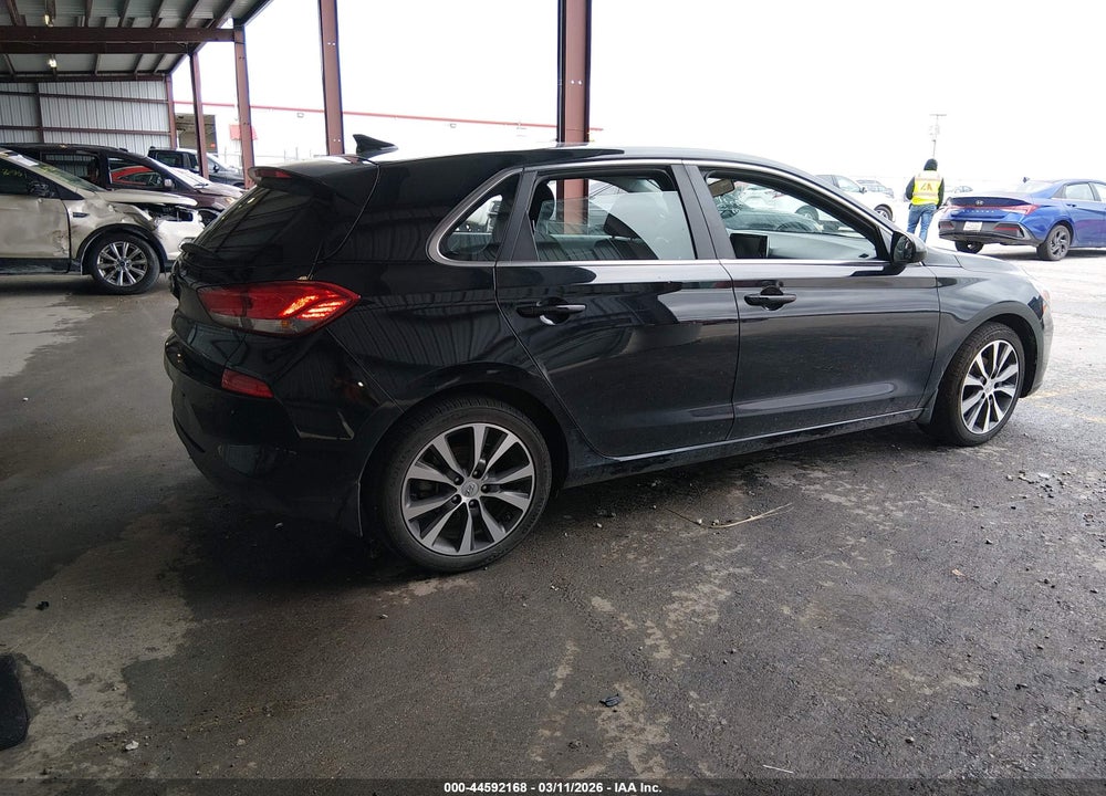 2019 HYUNDAI ELANTRA GT VIN: KMHH35LE7KU107018